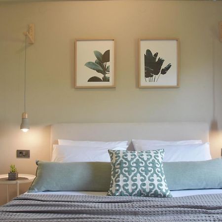 Olivella Villas By Vatos Keri Bagian luar foto