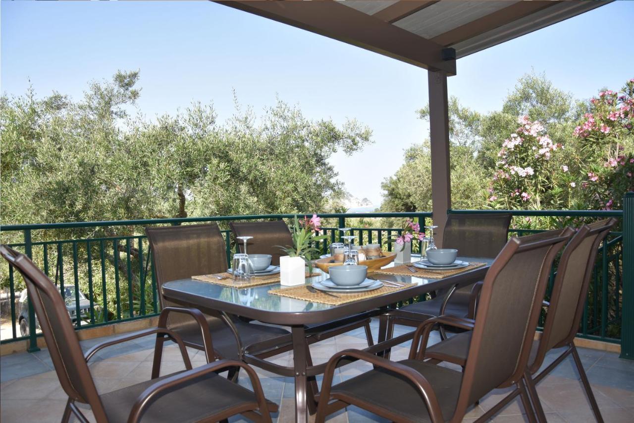 Olivella Villas By Vatos Keri Bagian luar foto